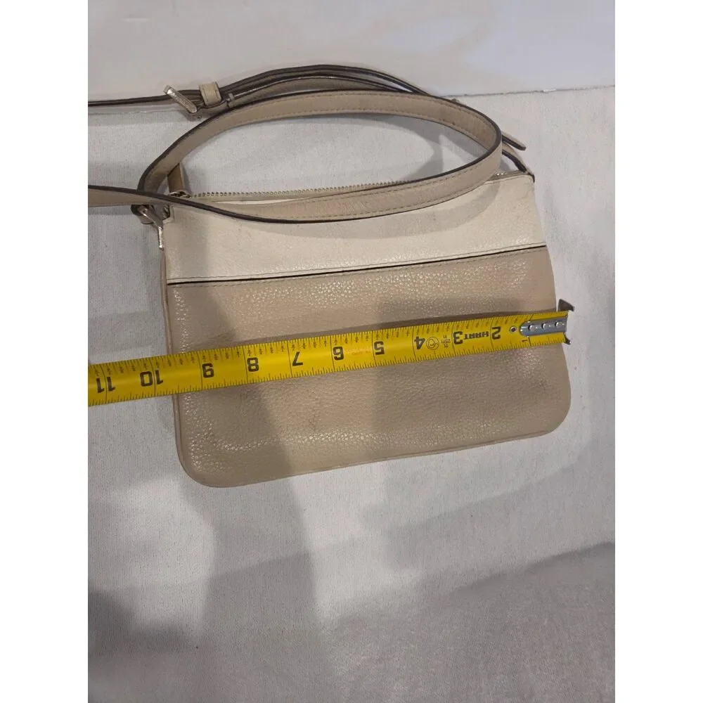 Kate Spade Leila Colorblock Triple Gusset Crossbody Leather Purse Bag Beige Flaw